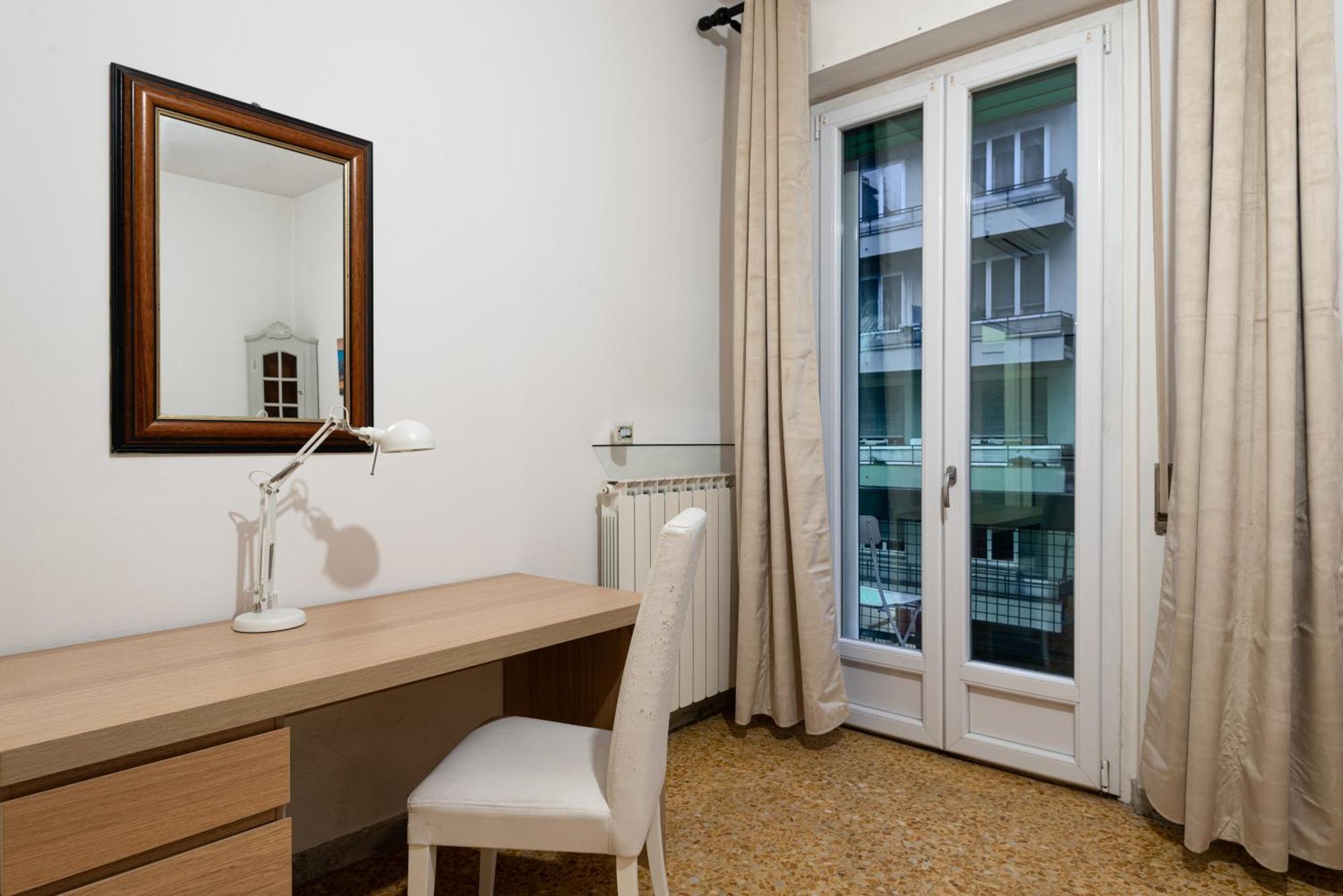Comfortable Apartment 10 Minutes From City Center 佛罗伦萨 外观 照片