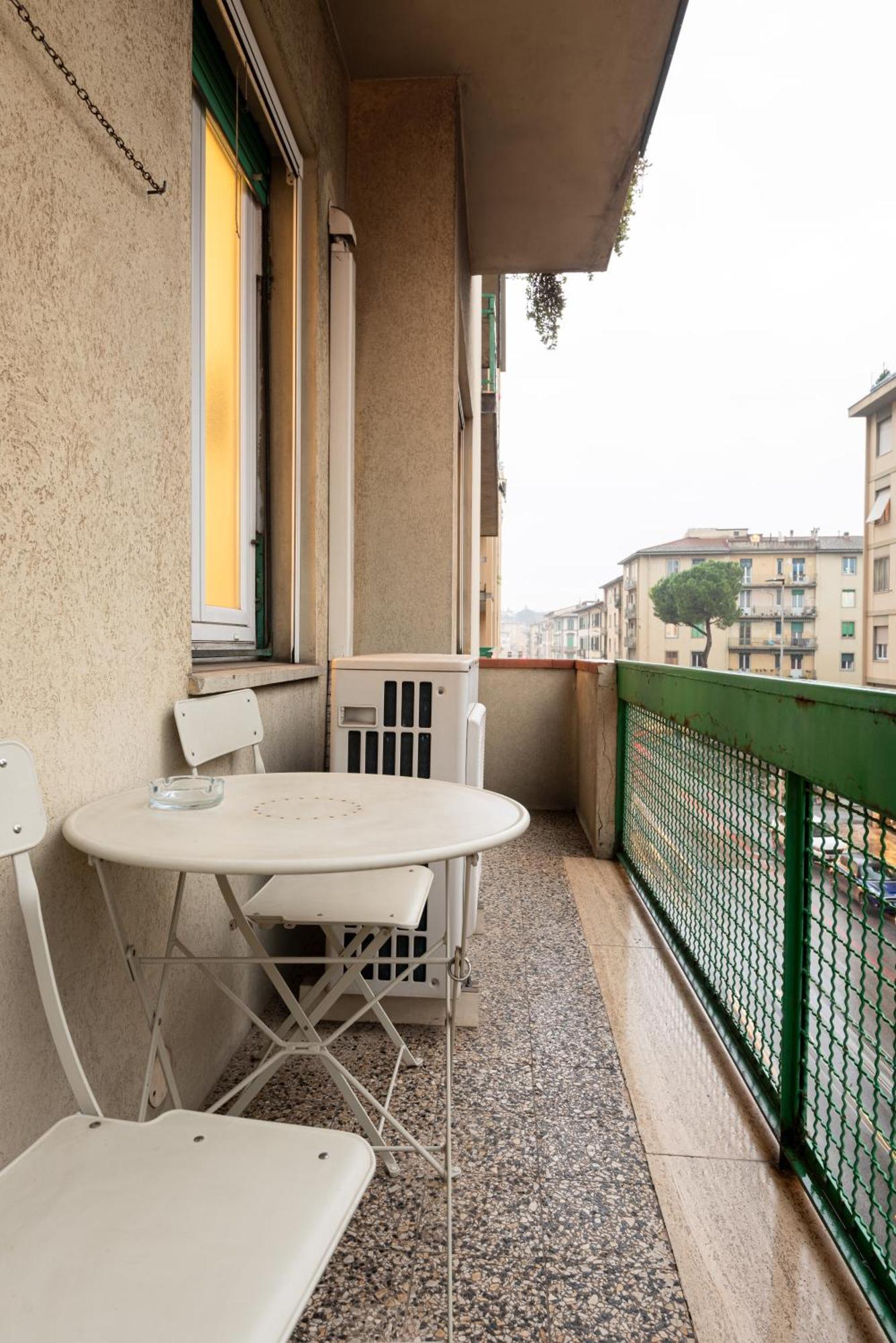Comfortable Apartment 10 Minutes From City Center 佛罗伦萨 外观 照片