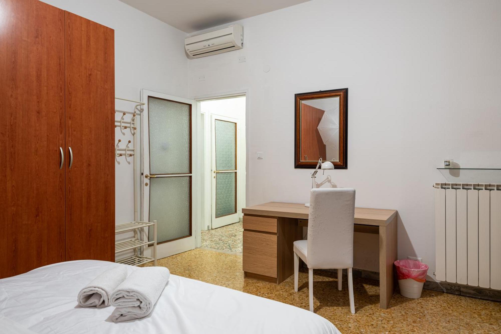Comfortable Apartment 10 Minutes From City Center 佛罗伦萨 外观 照片